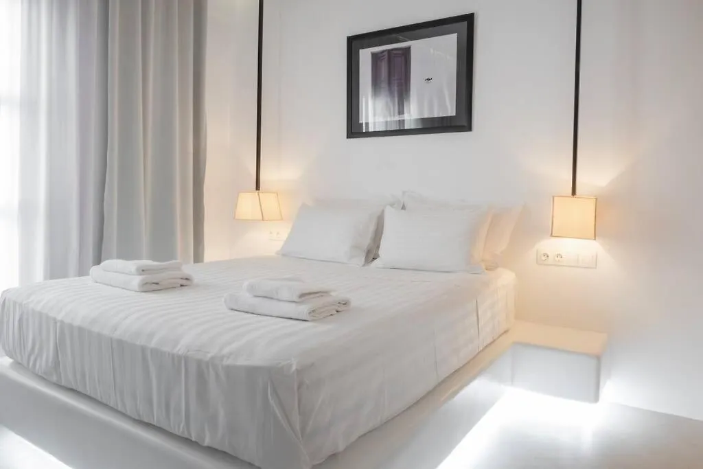 Luxury Apartment Center Of Mykonos Town - Sleeps 3 0*,  希腊