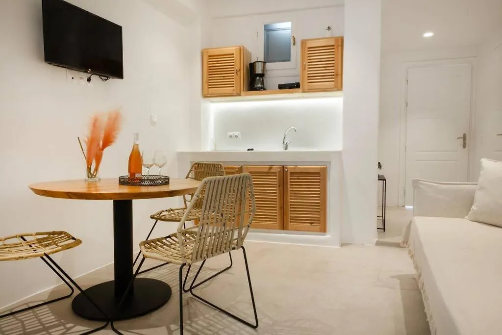 Luxury Apartment Center Of Mykonos Town - Sleeps 3 0*,  希腊