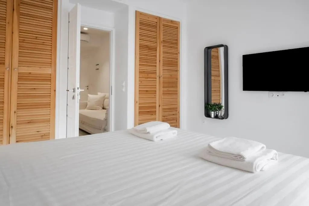 Luxury Apartment Center Of Mykonos Town - Sleeps 3